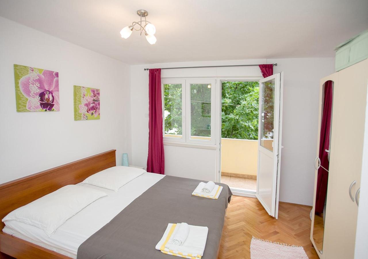 Apartment Omis Holiday Dış mekan fotoğraf